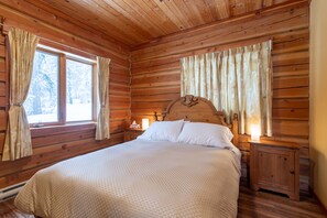 2 室のベッドルーム、アイロン / アイロン台、旅行用ベビーベッド、WiFi (無料)