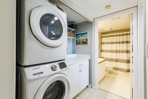 Unclassified image, 4 of 15, button - Essxs302 - Lovely 2 Bedroom Condo On South End (Marco Island)