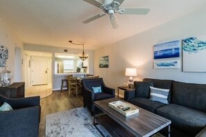 Unclassified image, 4 of 15, button