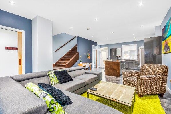 تلفزيون ذكي