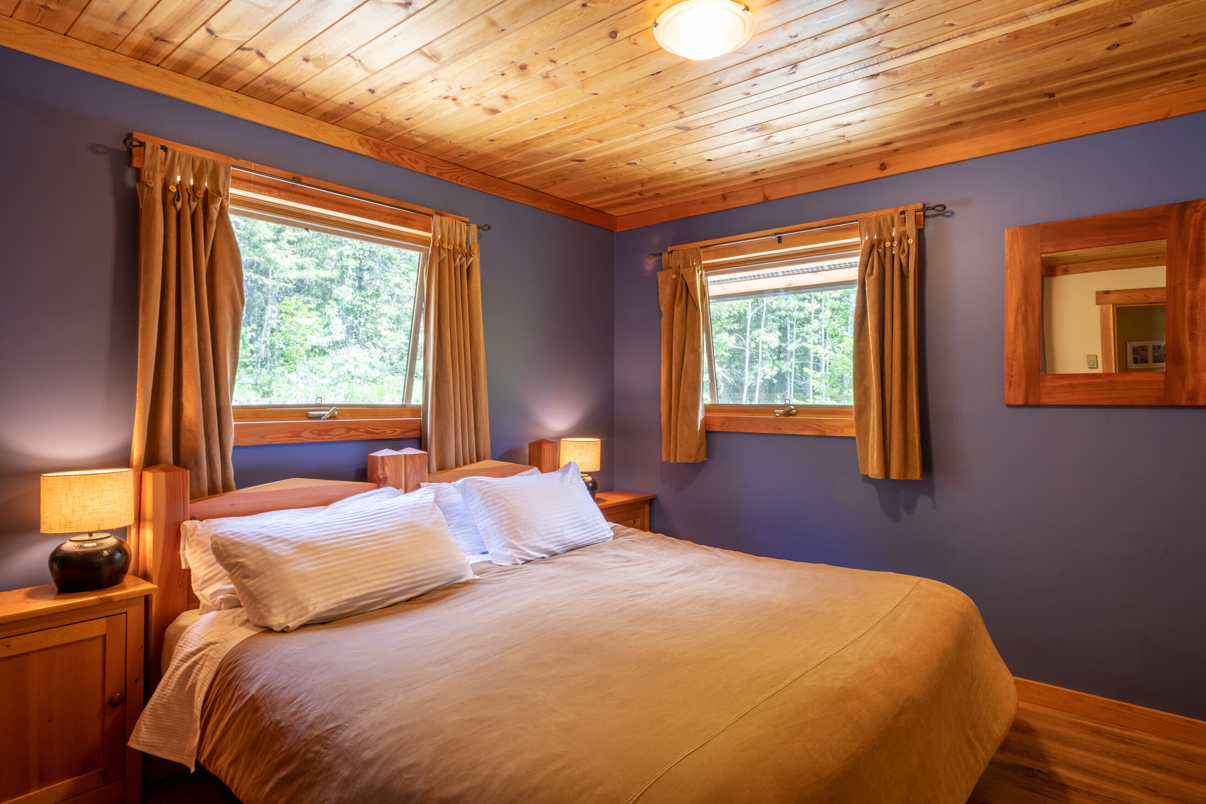 3 slaapkamers, een strijkplank/strijkijzer, reisbedje, gratis wifi