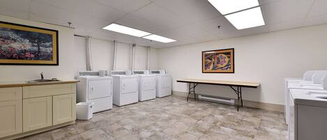 Laundry Room P2