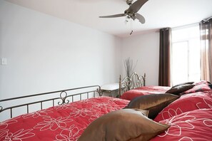 4 habitaciones, internet y ropa de cama 