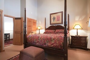 4 habitaciones, escritorio, tabla de planchar con plancha y wifi gratis