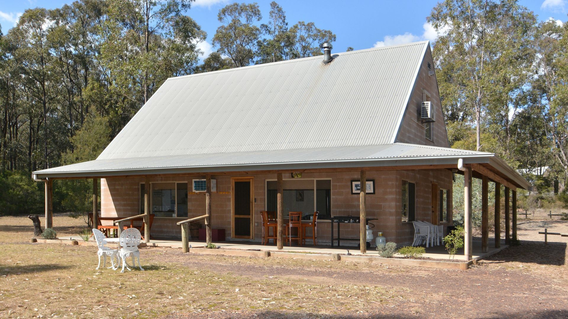 Currawong Cottage Hunter Valley central to wineries restaurants & attractions — image 26