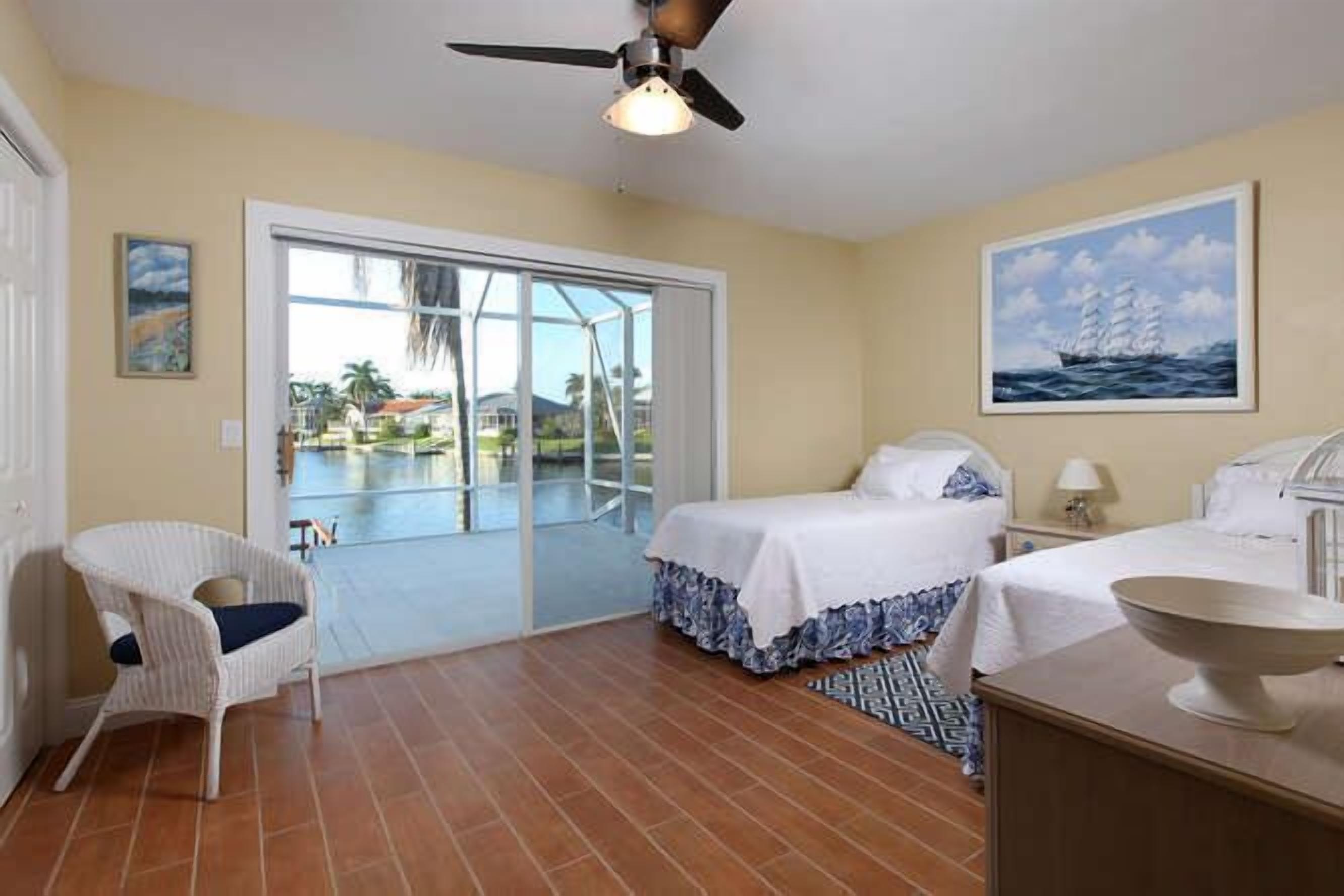 3 habitaciones, tabla de planchar con plancha y wifi gratis 