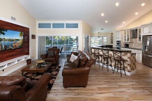 Unclassified image, 3 of 12, button