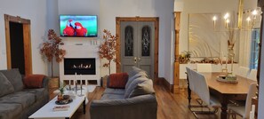 Smart TV, fireplace, video games, Netflix