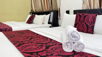 Minibar, desk, soundproofing, iron/ironing board