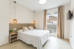 2 sovrum, strykjÀrn/strykbrÀda, gratis wi-fi och sÀngklÀder