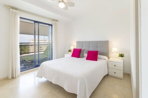 3 dormitorios, tabla de planchar con plancha, wifi gratis y ropa de cama