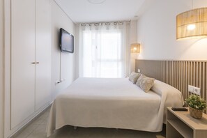 2 soverom, strykejern/-brett, wi-fi (inkludert) og sengetøy