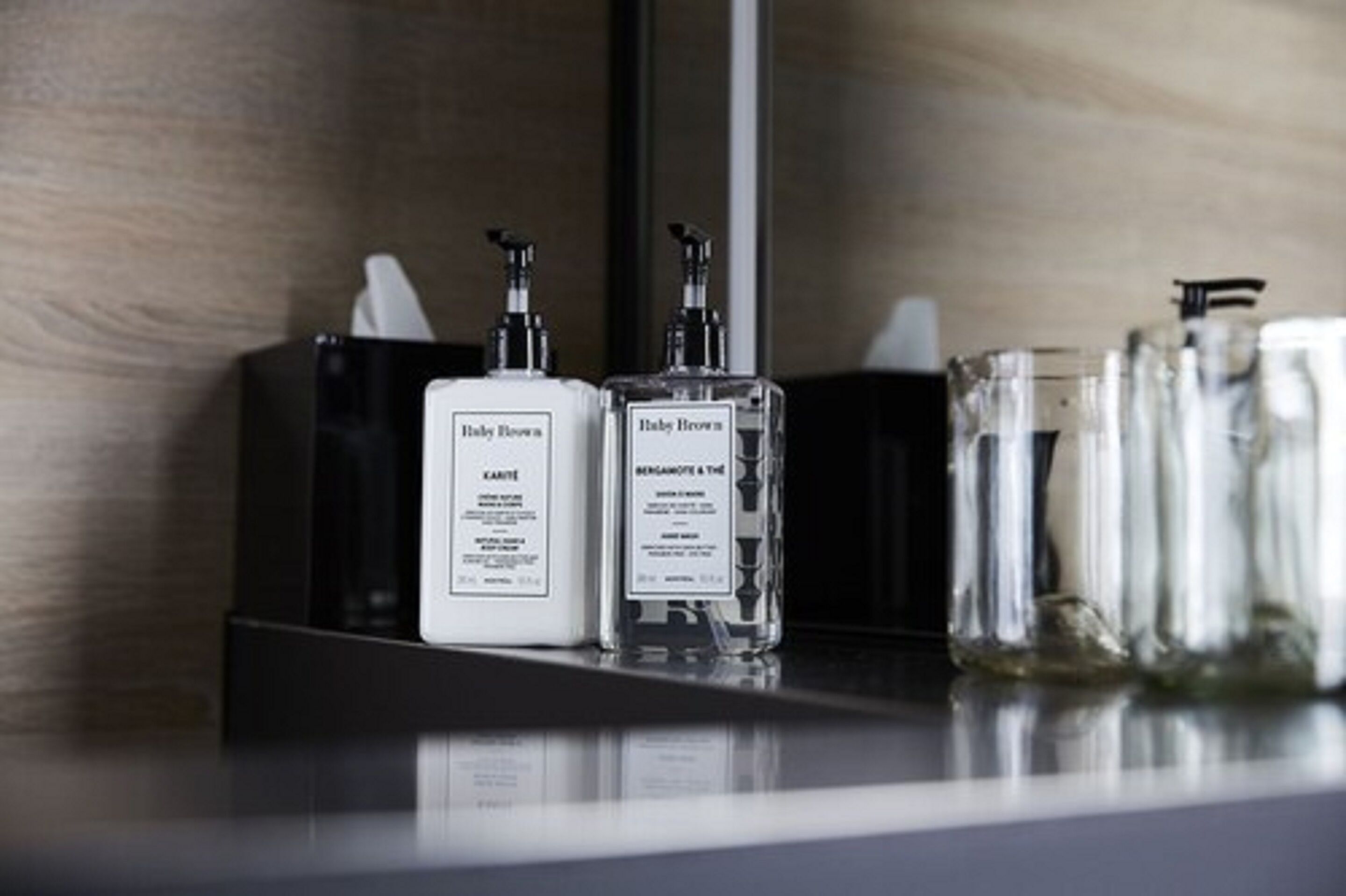 studio plus - 1 king bed | bathroom amenities | shower, free toiletries, hair dryer, bathrobes