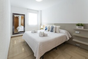 3 soverom, strykejern/-brett, wi-fi (inkludert) og sengetøy