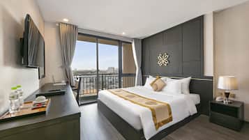 Apartamento, 1 quarto | Frigobar, cofres nos quartos, escrivaninha, quartos à prova de som