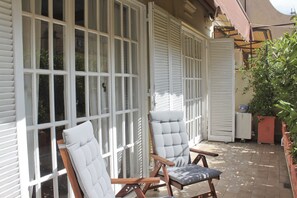 Terrace/patio - Self Catering Apartment Roman Penthouse (Roma)