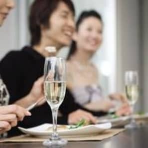 2 restaurants, breakfast, lunch, dinner served; Chinese cuisine  - Crowne Plaza Langfang Grand Epoch City (Langfang)