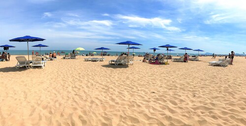 Fabuleux appartement de plage pour d'excellentes vacances. Vues à la mer.