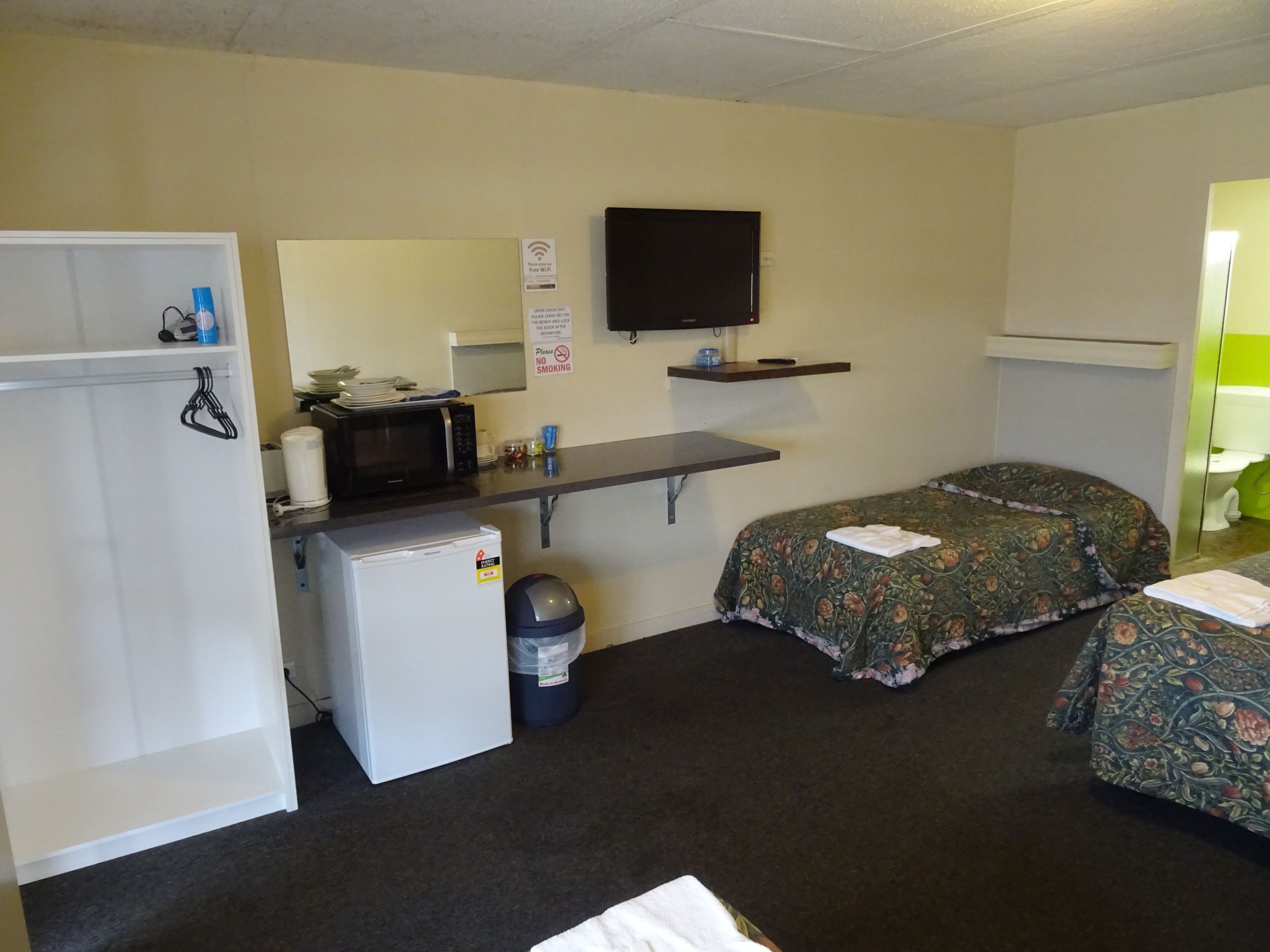 무료 WiFi, 침대 시트