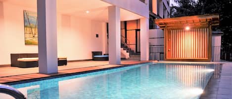 Alberca al aire libre