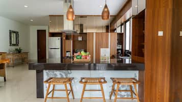 Fridge, microwave, stovetop, electric kettle