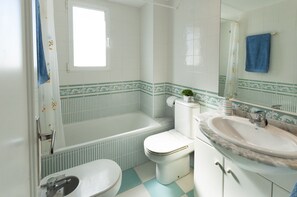 Badekar og håndklær