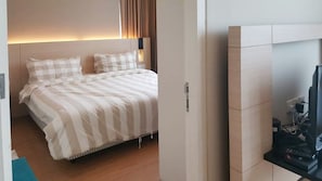 Iron/ironing board, free WiFi - Wales Swiss Garden Residence (Kuala Lumpur)