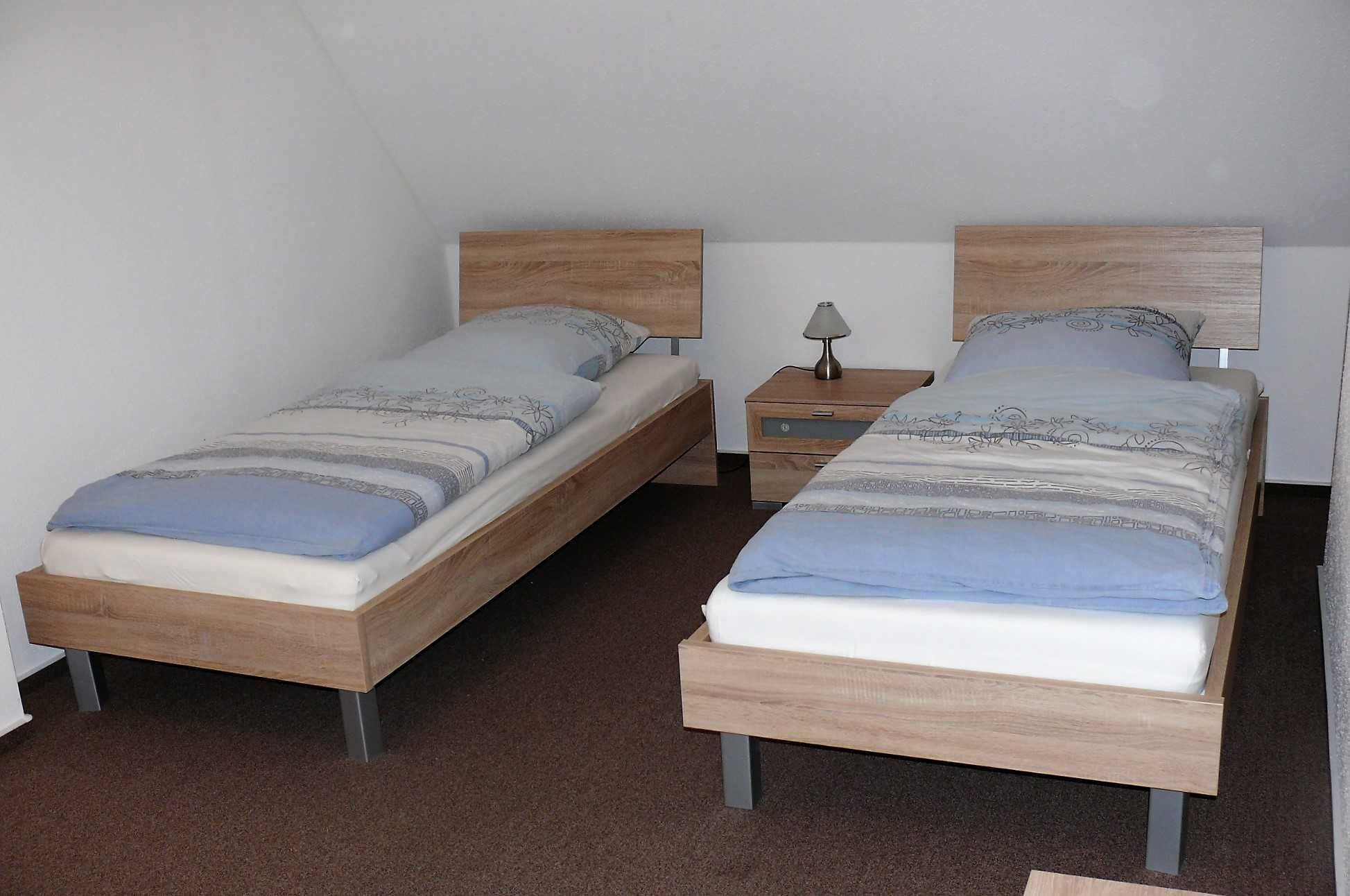 1 habitación, escritorio, cuna de viaje y wifi 