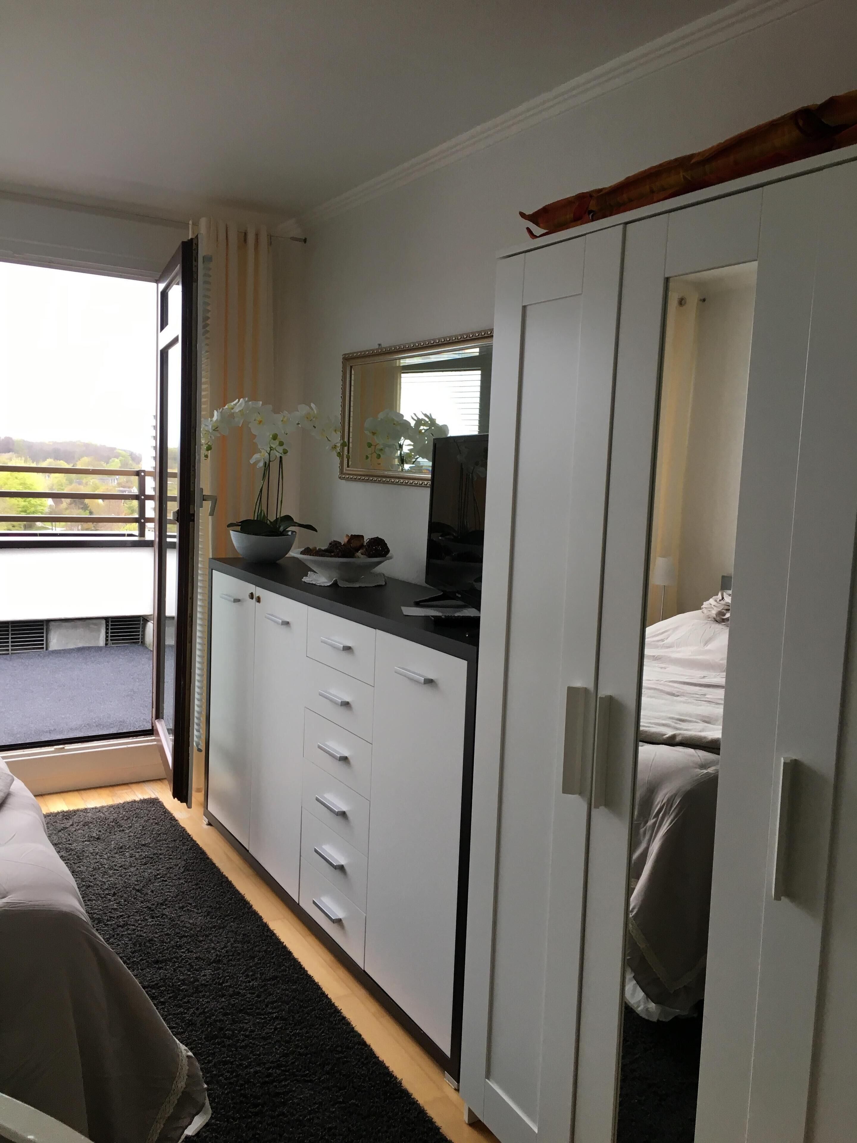 2 bedrooms, desk, iron/ironing board, free WiFi