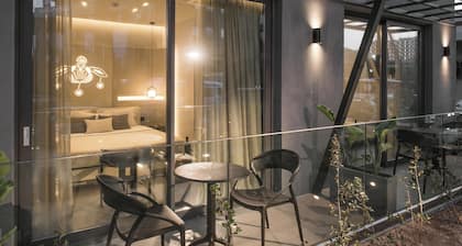 LAVRIS City Suites