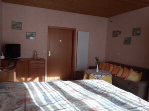 1 quarto, cofres nos quartos, Wi-Fi, roupa de cama