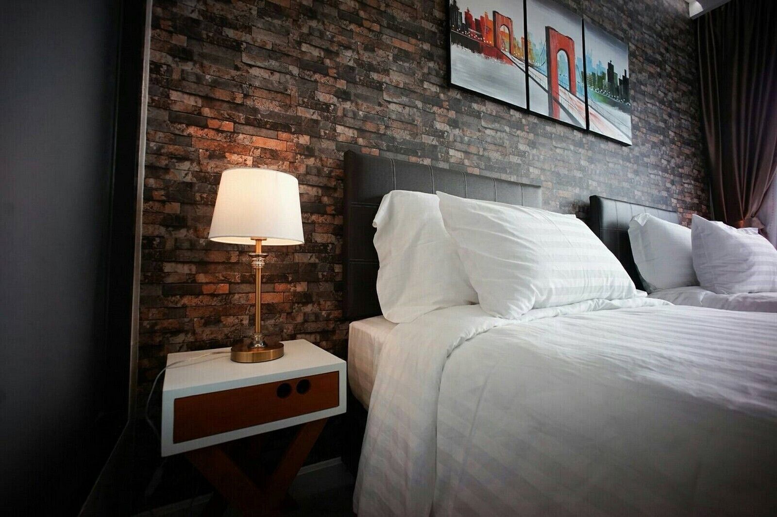 superior twin room, 1 bedroom | minibar, in-room safe, individually decorated, individually furnished