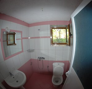 Apartment, 1 Schlafzimmer | Badezimmer | Dusche, kostenlose Toilettenartikel, Handtücher