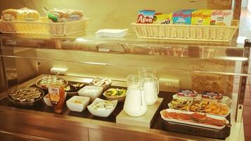 Dagelijks ontbijt met lokale gerechten inbegrepen