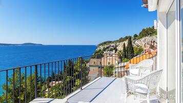 Panoramic Penthouse, Sea View (One & Only) | Teres/patio