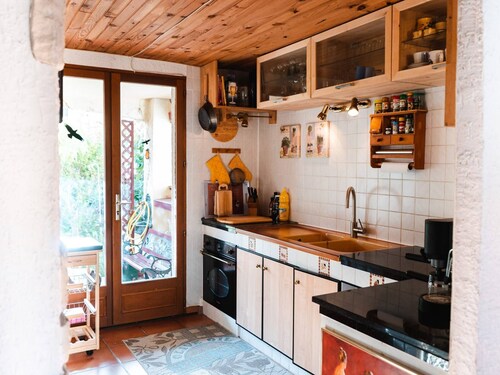 House Fleury-Saint-Pierre la Mer, 4 huonetta, 6 henkilöä