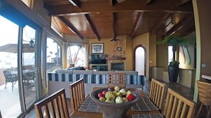 Smart TV, fireplace, video games, DVD player