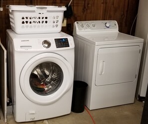 Interior - Lake House Near Clemson Private Boat Dock WiFi 65" TV Grill Kayaks Deep Water (Seneca)