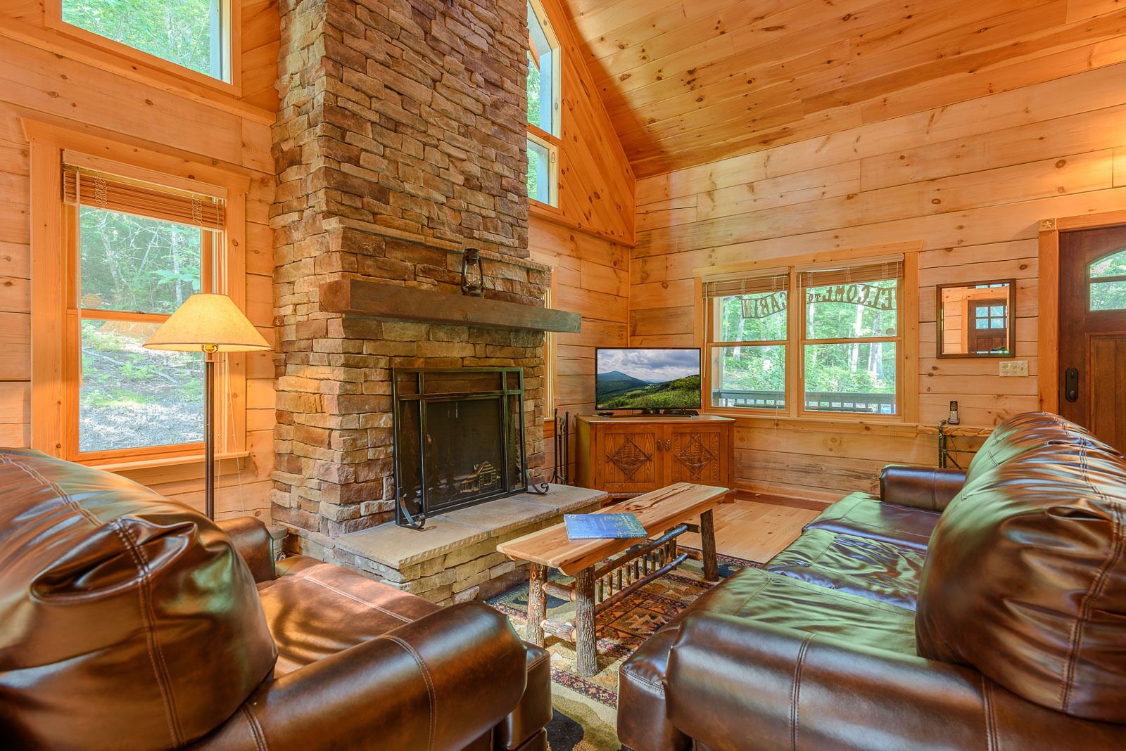 Private Creekside Cabin with Hot Tub