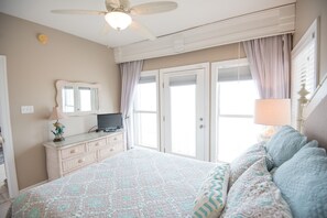 4 chambres, fer et planche à repasser, Wi-Fi gratuit, draps fournis