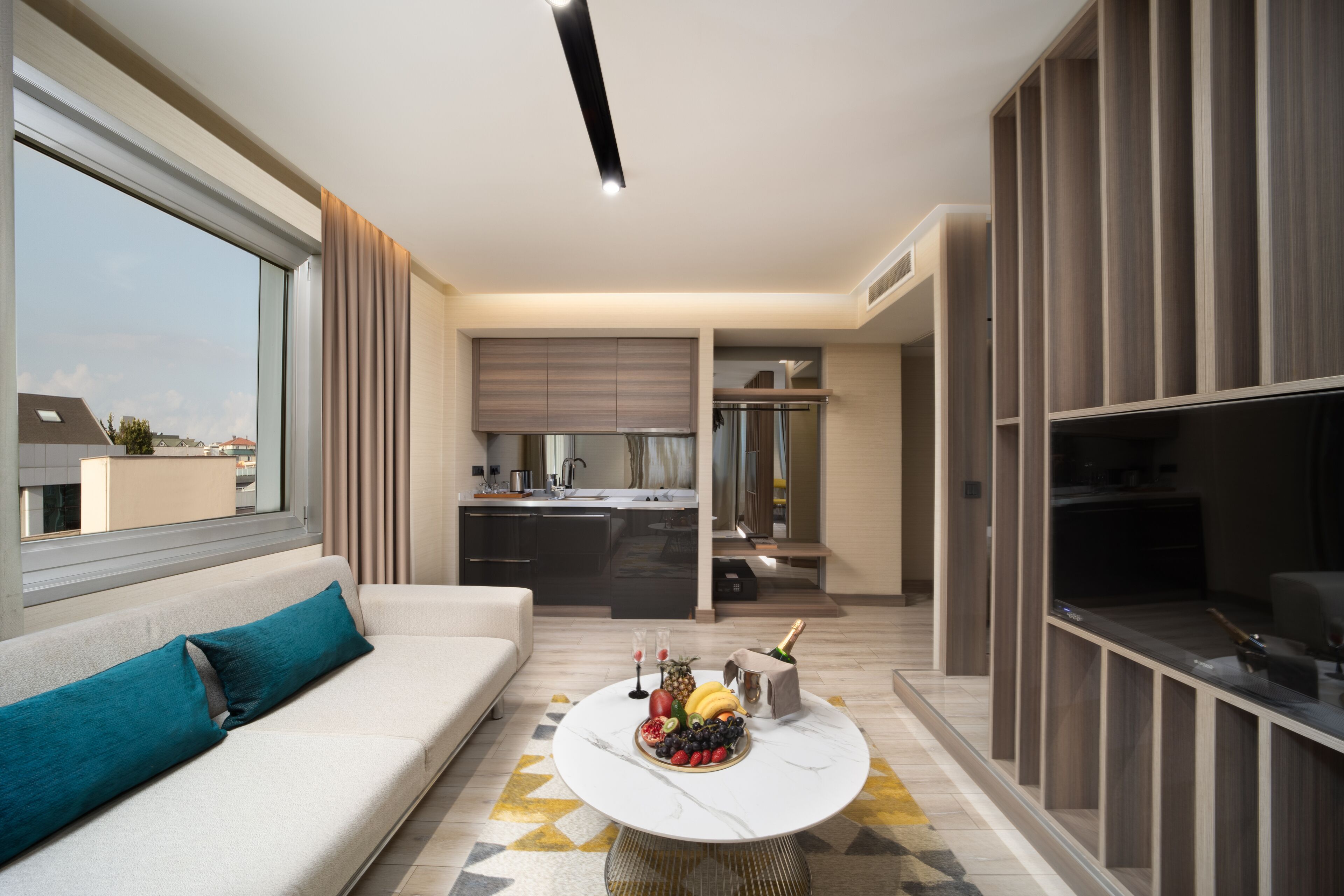 superior room | 1 bedroom, minibar, in-room safe, desk