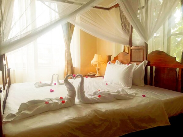 Classic Double or Twin Room | 1 bedroom, premium bedding, desk, iron/ironing board - Red Sun Hotel (Zanzibar Town)