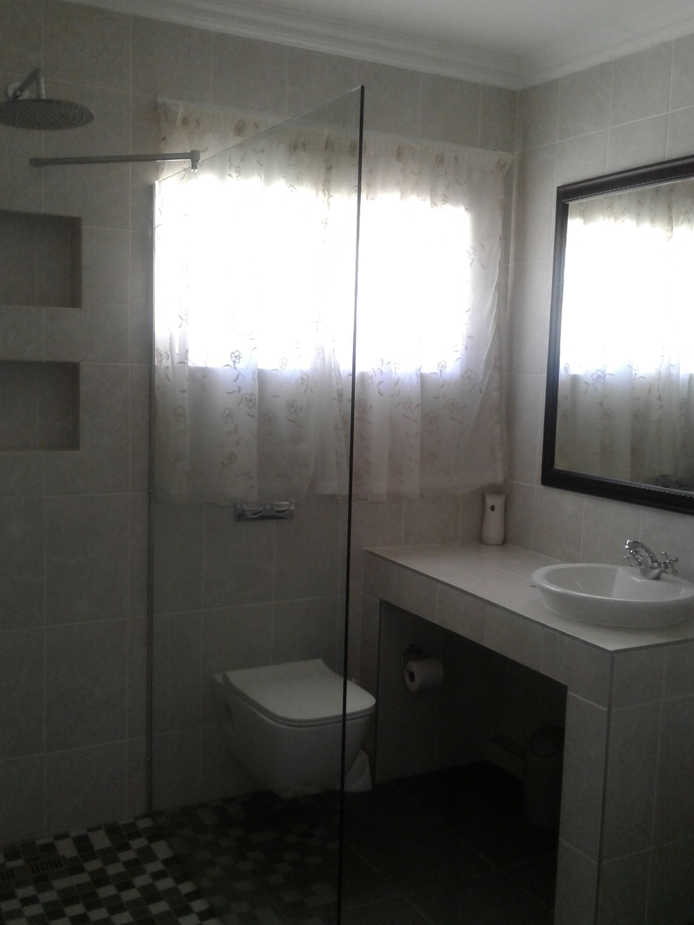 Photo - Rostalyn Guesthouse