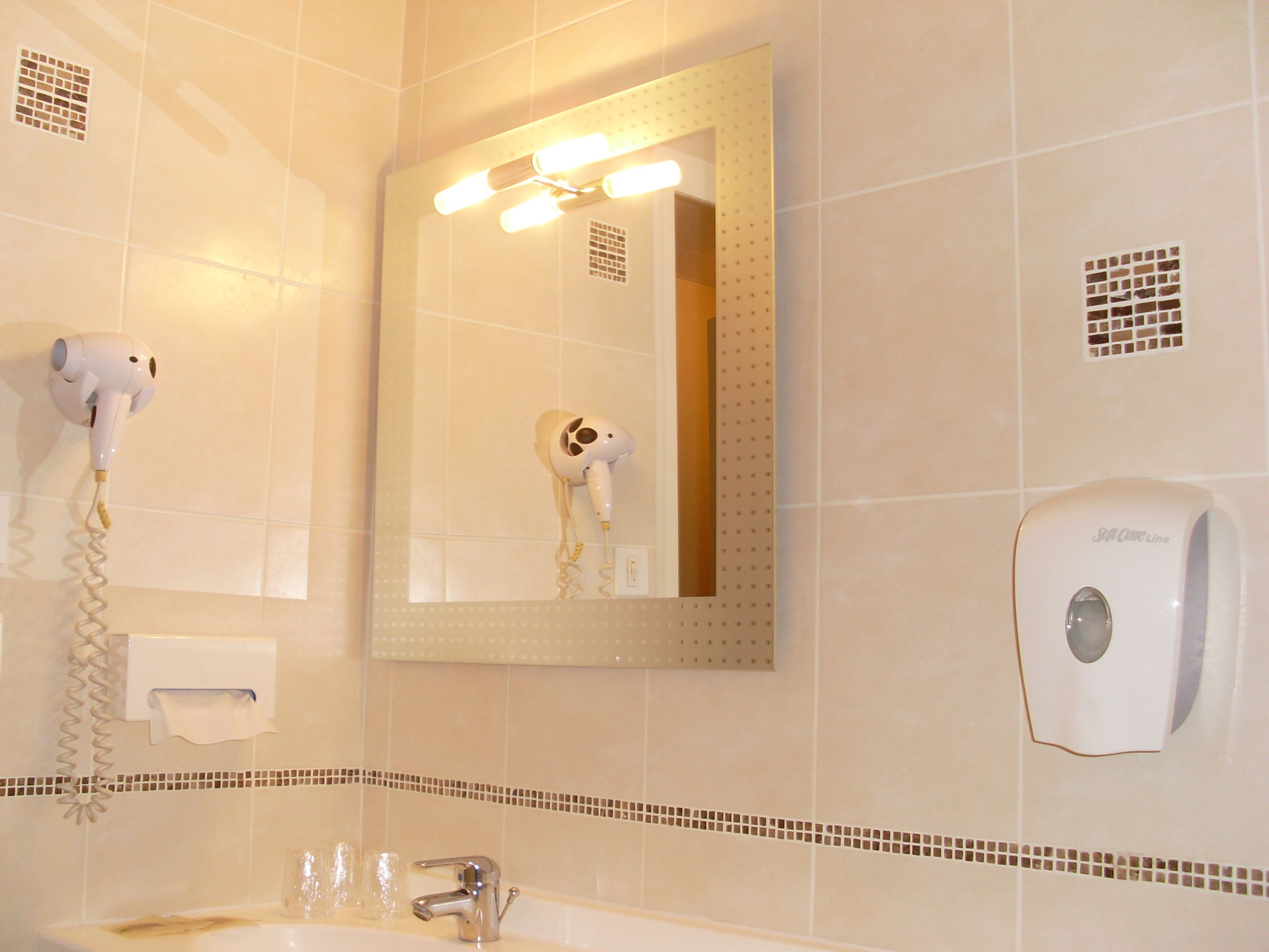 comfort triple room, multiple beds | premium bedding, select comfort beds, desk, soundproofing