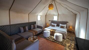 Barraca luxo, várias camas | 1 quarto, edredons de pluma, individualmente decorados