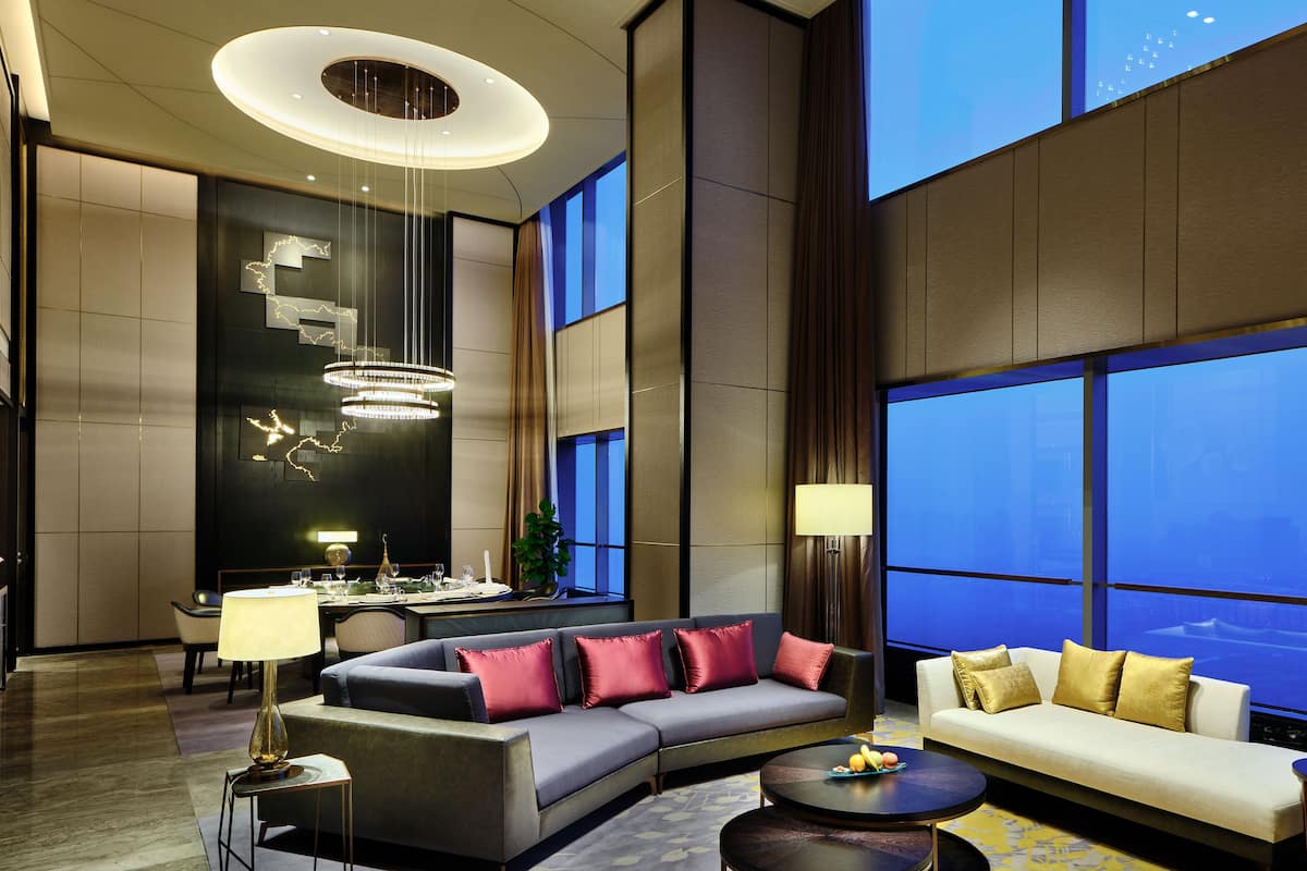 suite, 1 bedroom, club lounge access, lake view | 1 bedroom, premium bedding, in-room safe, desk