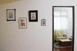 Lobby sitting area - XiTang Comfortable Suite (Taipei)