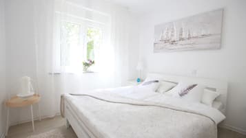 Apartment, 1 Schlafzimmer, Terrasse, Gartenblick | 1 Schlafzimmer, hochwertige Bettwaren, Zimmersafe