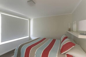 2 bedrooms, iron/ironing board, cots/infant beds, free WiFi