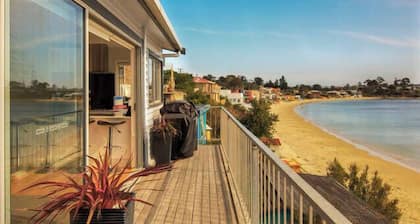 'beachbreak' Opossum Bay - Best on the beach! Adjacent to Arm-End golf course.